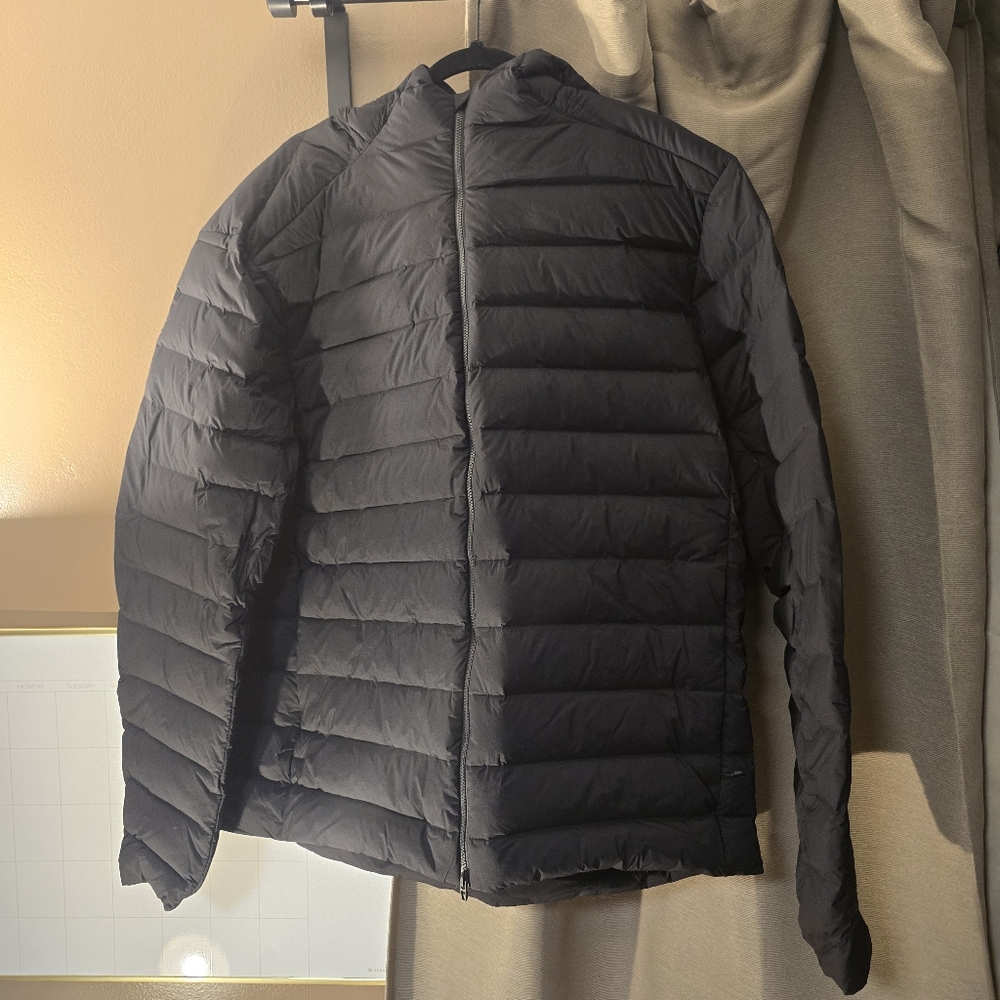 Men's Black Puffer Jacket